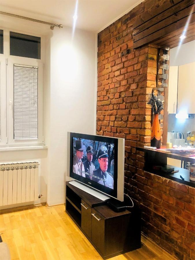 Cozy One-Bedroom Apartment Sarajevo Exterior photo