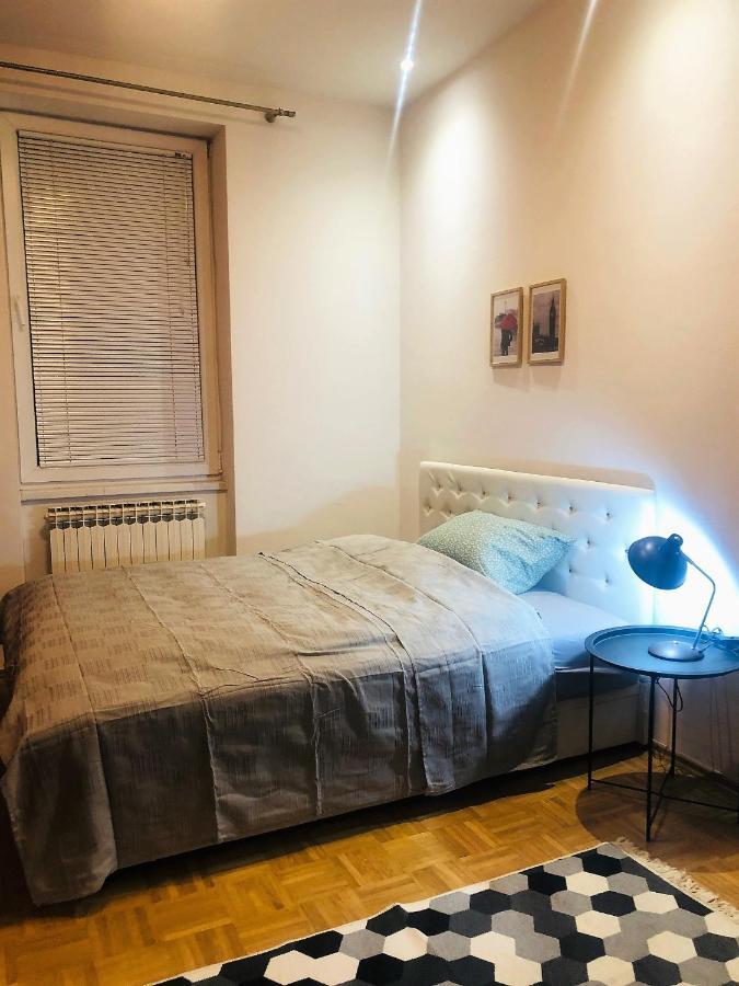 Cozy One-Bedroom Apartment Sarajevo Exterior photo