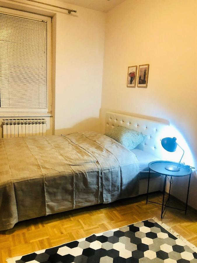 Cozy One-Bedroom Apartment Sarajevo Exterior photo