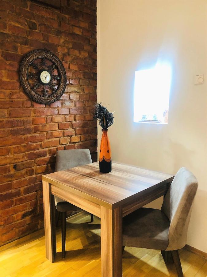 Cozy One-Bedroom Apartment Sarajevo Exterior photo